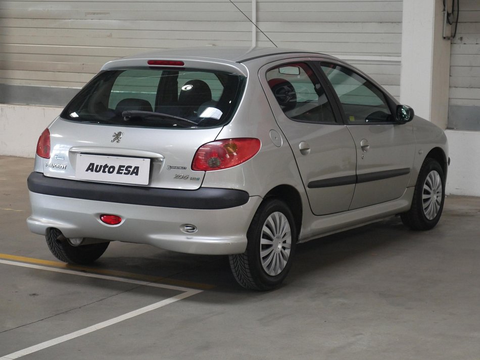 Peugeot 206 1.4 MPi 