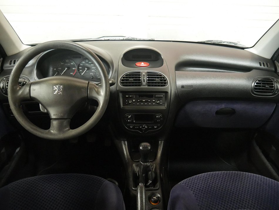 Peugeot 206 1.4 MPi 