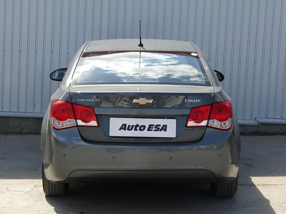 Chevrolet Cruze 1.8i 