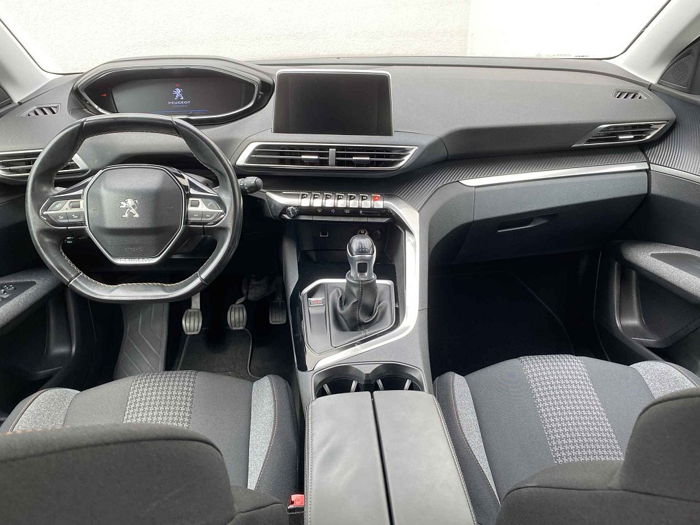 Peugeot 3008 1.2 PT Active
