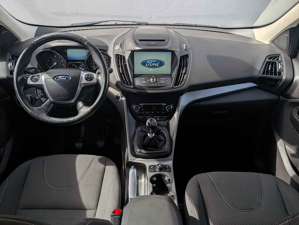 Ford Kuga 1.5 EB Titanium