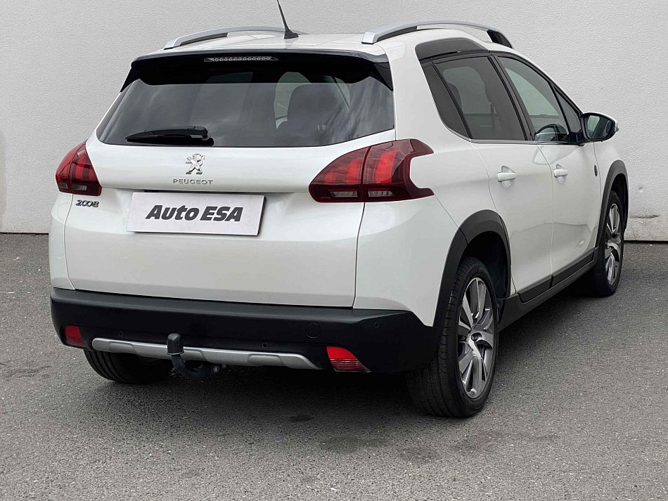 Peugeot 2008 1.2 PT Crossway