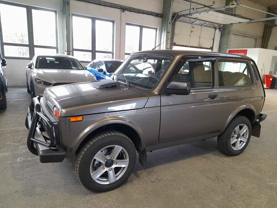 Lada Niva 1.7 