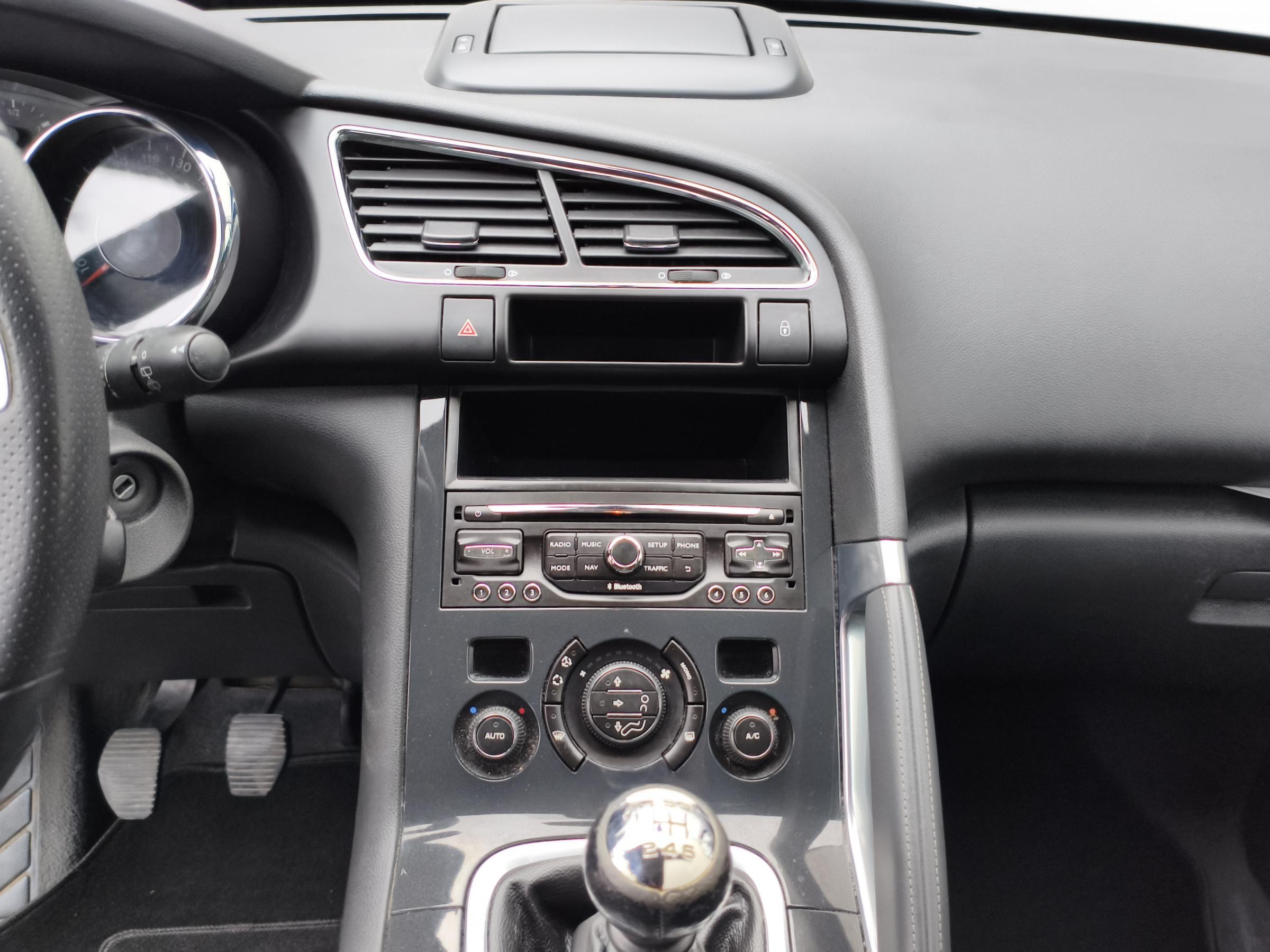 Peugeot 3008, 2015 - pohled č. 10