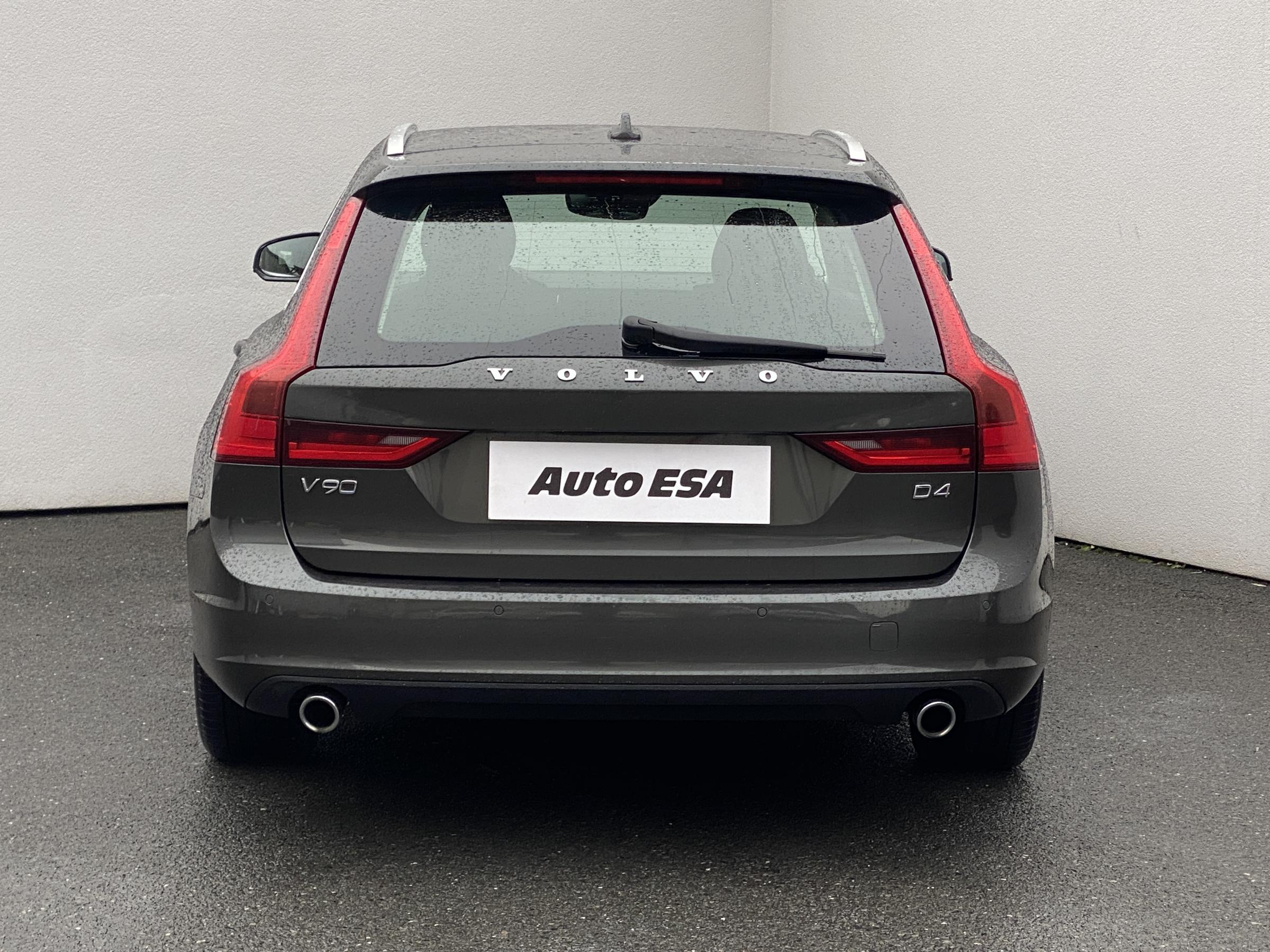 Volvo V90, 2018 - pohled č. 5