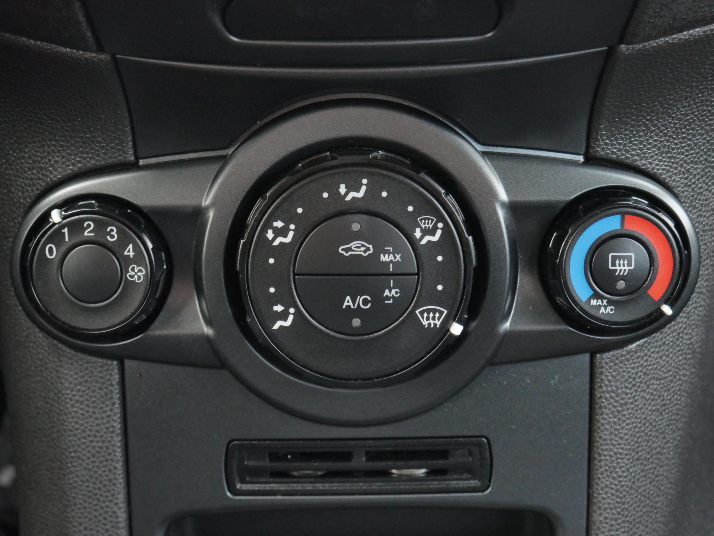 Ford Fiesta, 2017 - pohled č. 15