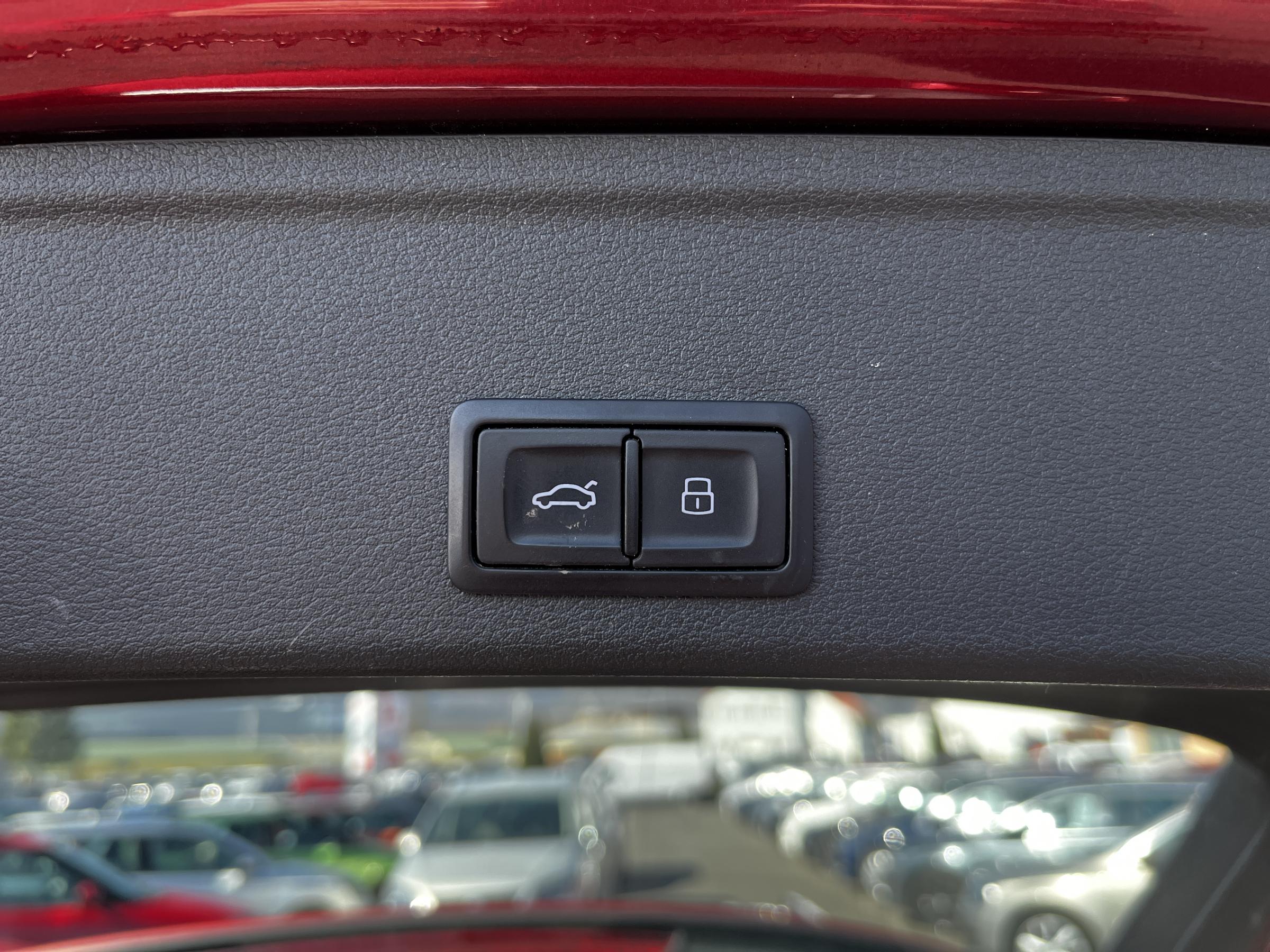 Audi A4, 2017 - pohled č. 19