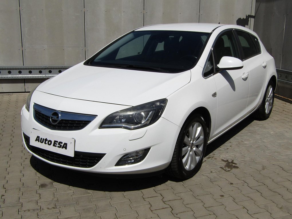 Opel Astra 1.6 T 