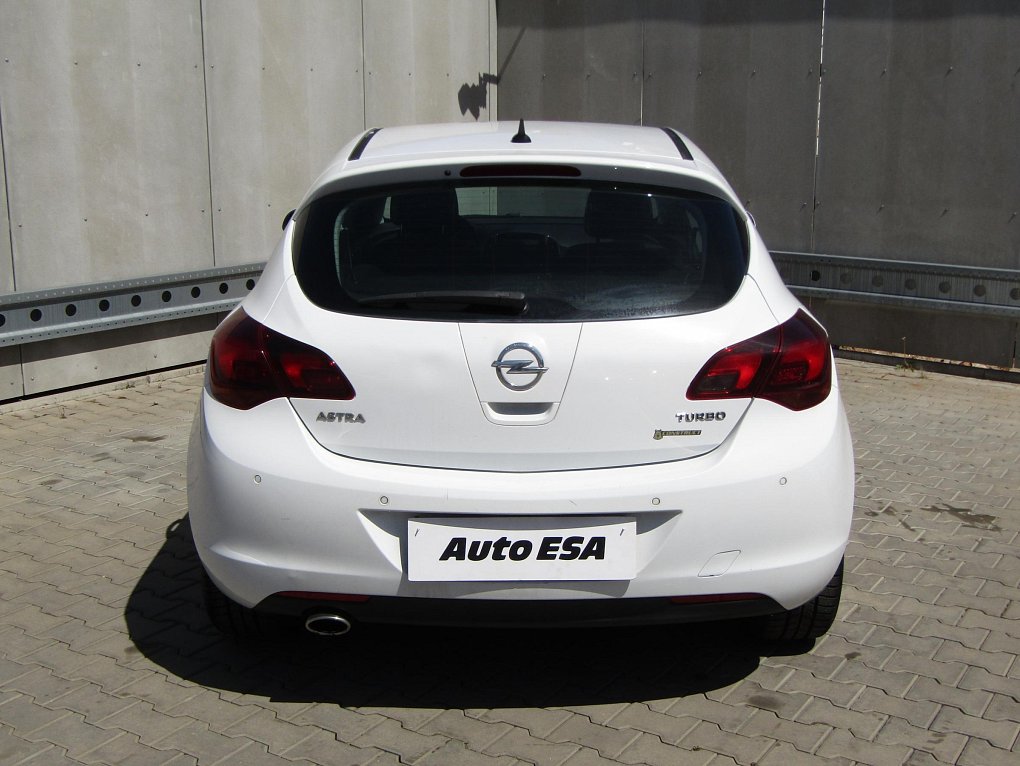 Opel Astra 1.6 T 