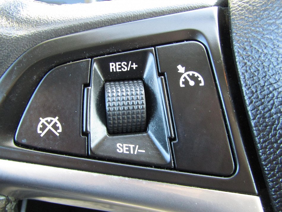 Opel Astra 1.6 T 