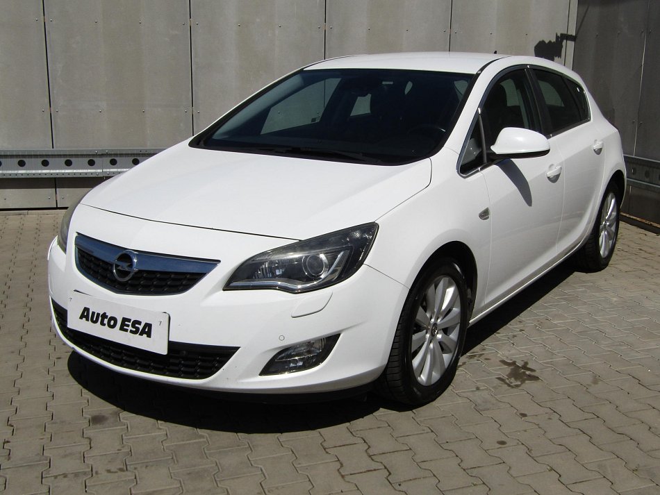 Opel Astra 1.6 T 