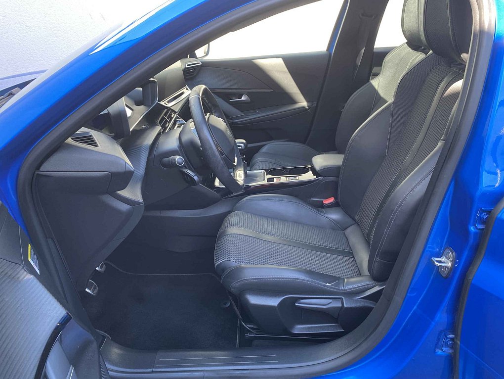 Peugeot 208 1.2PT GT Line