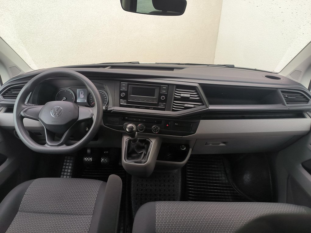 Volkswagen Transporter 2.0TDi  T6.1 9míst