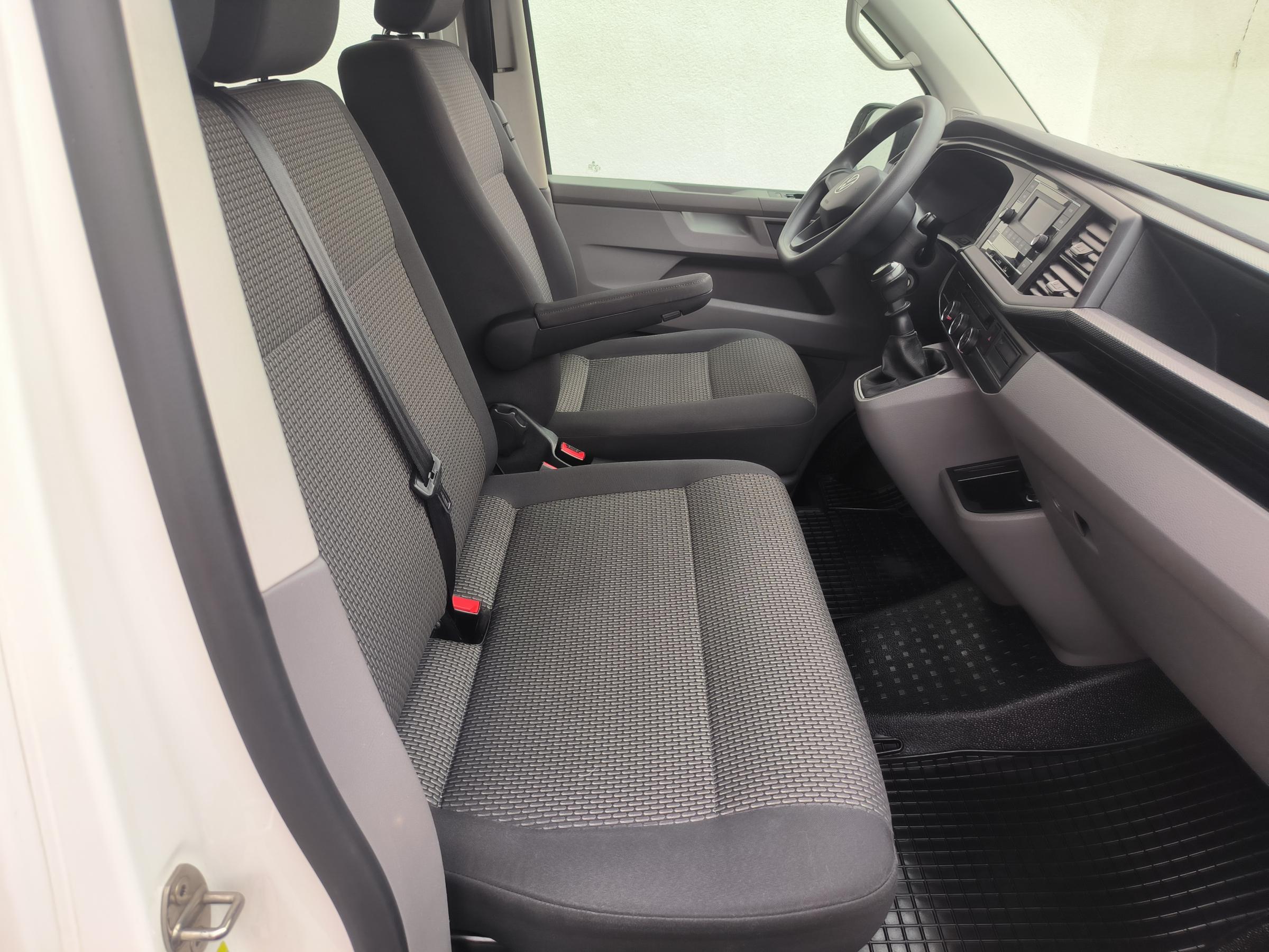 Volkswagen Transporter, 2020 - pohled č. 10