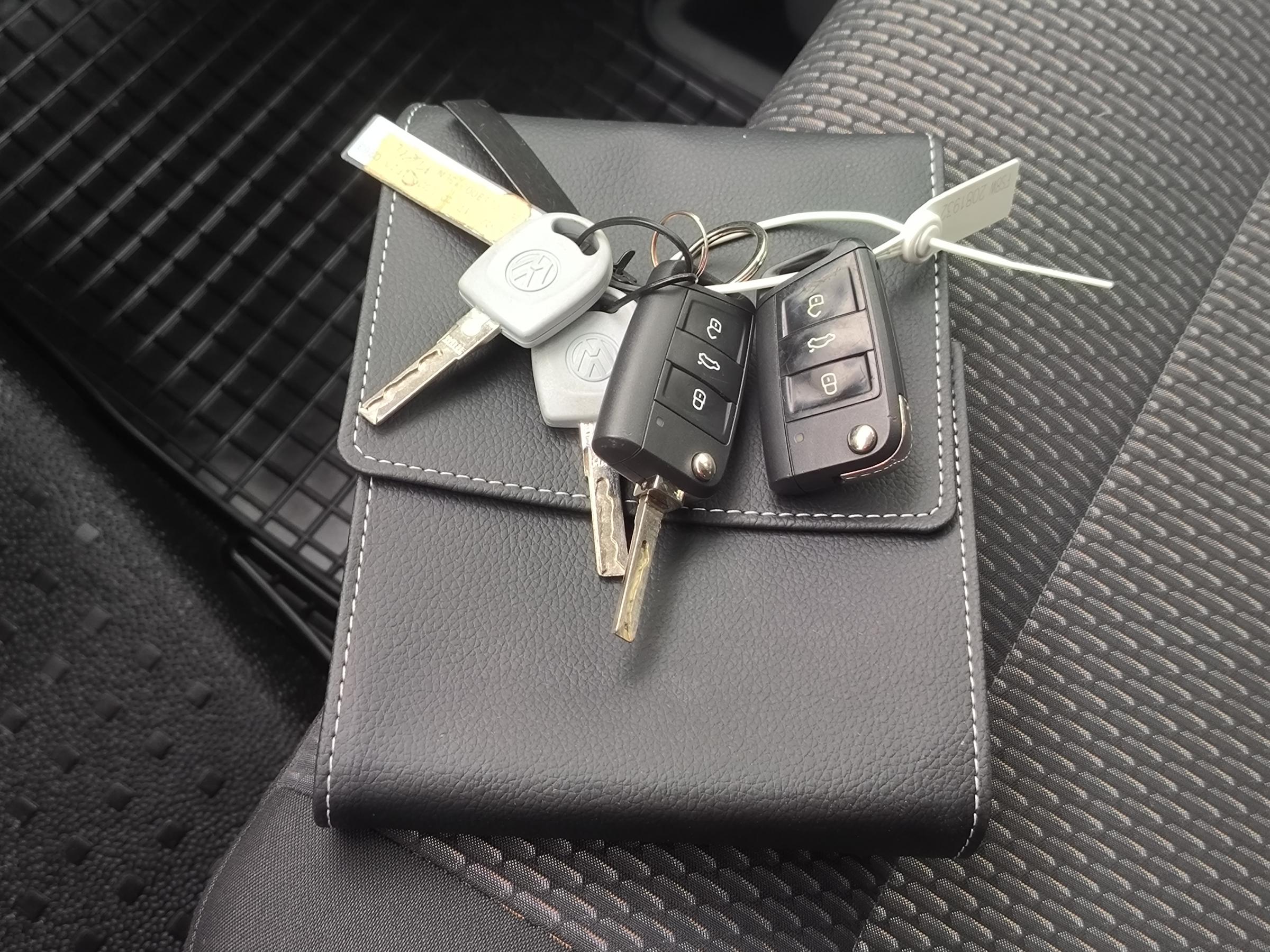 Volkswagen Transporter, 2020 - pohled č. 20