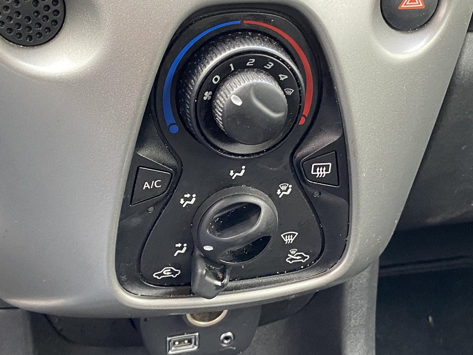 Toyota Aygo 1.0i X-play