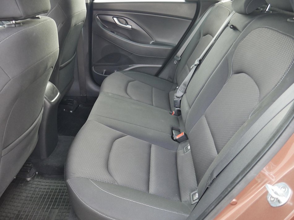 Hyundai I30 1.6 CRDF 