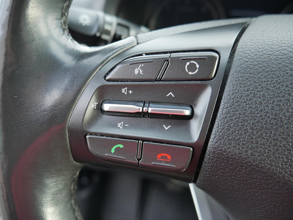 Hyundai I30 1.6 CRDF 