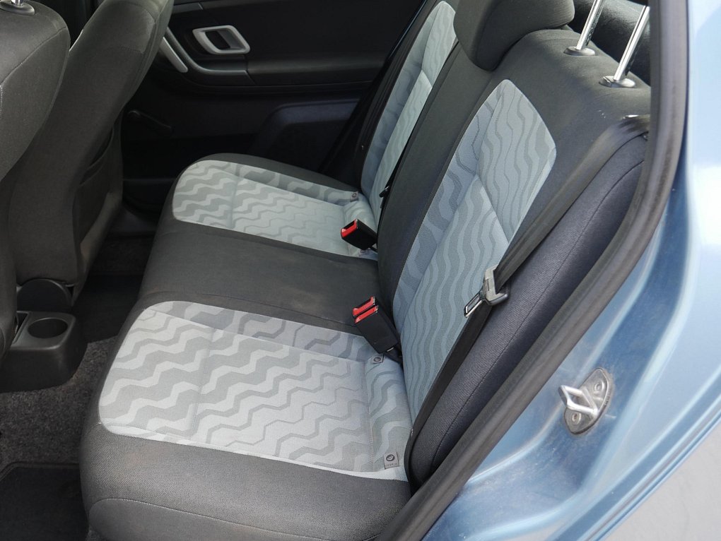 Škoda Fabia II 1.4i 16V Ambiente