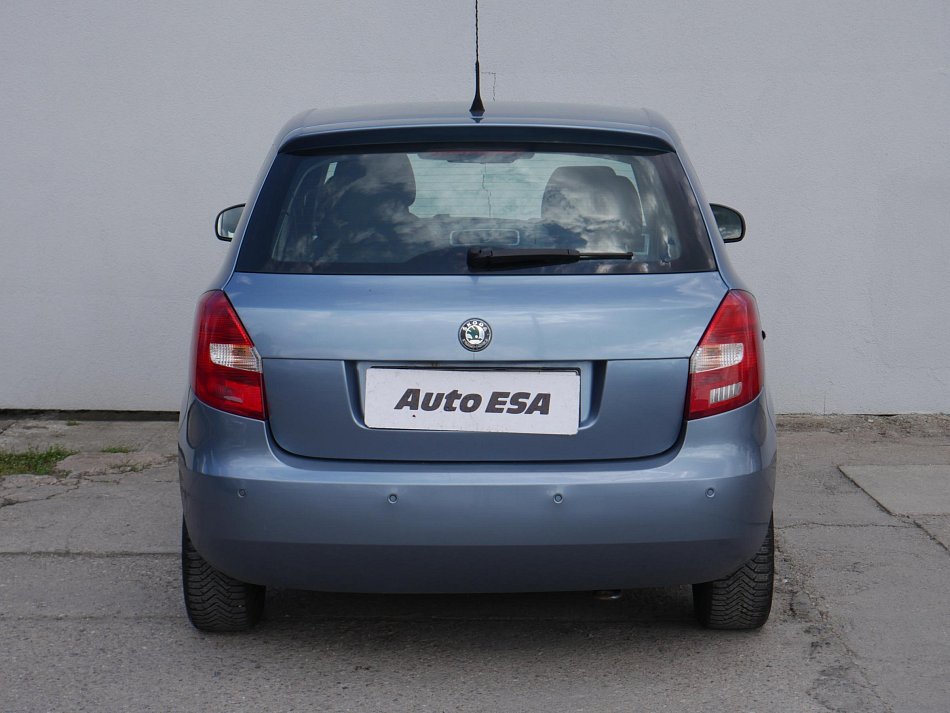 Škoda Fabia II 1.4i 16V Ambiente