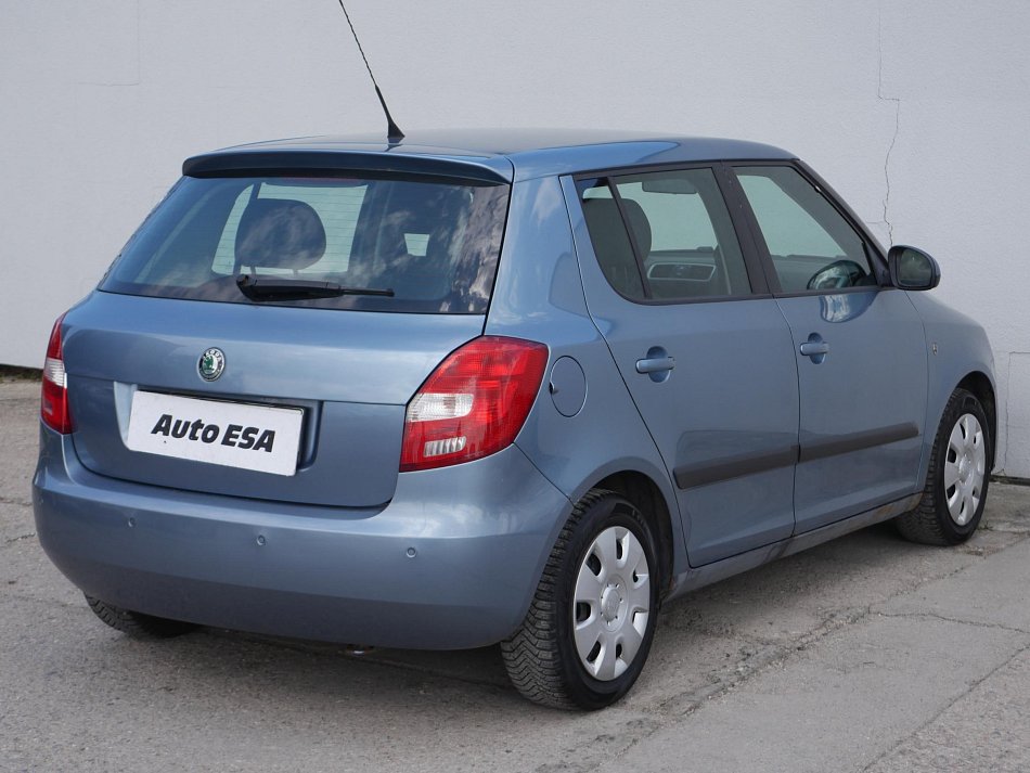 Škoda Fabia II 1.4i 16V Ambiente