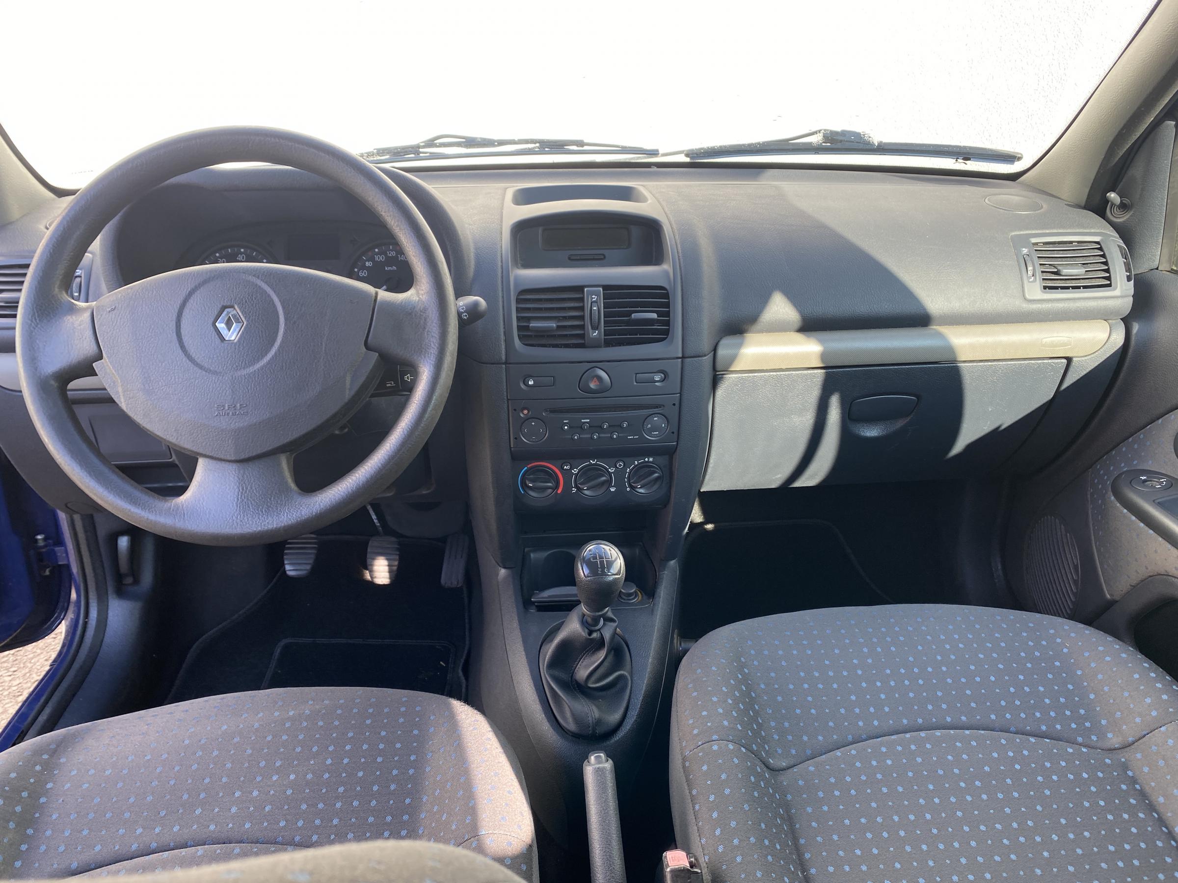 Renault Clio, 2005 - pohled č. 8