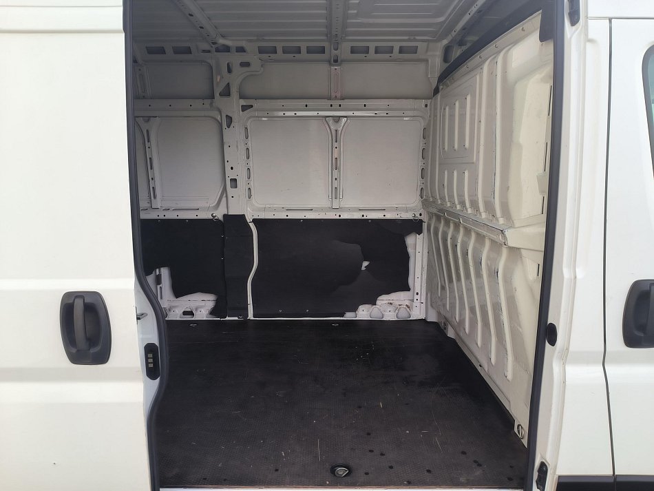 Peugeot Boxer 2.2HDi  L3H2