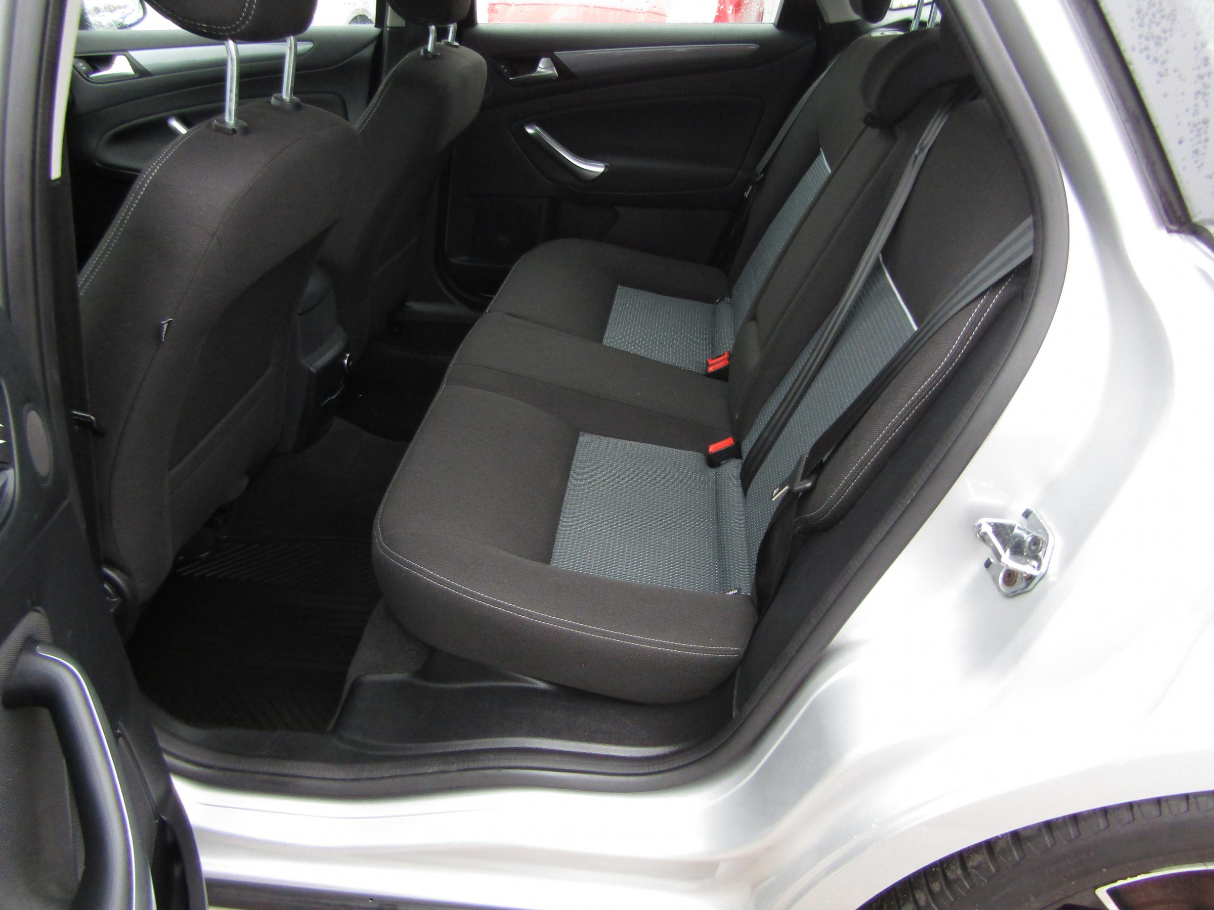 Ford Mondeo, 2013 - pohled č. 10