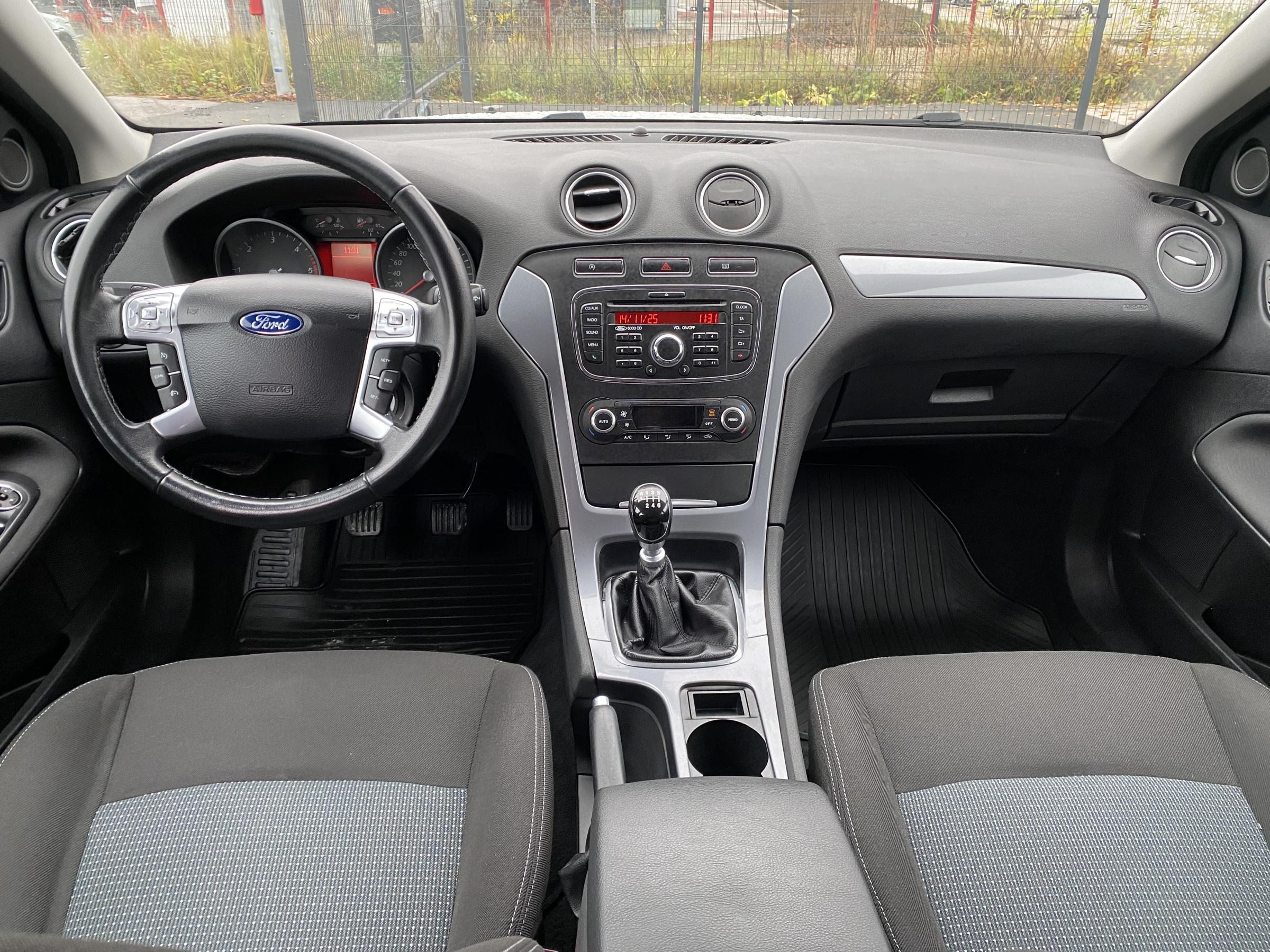 Ford Mondeo, 2013 - pohled č. 8