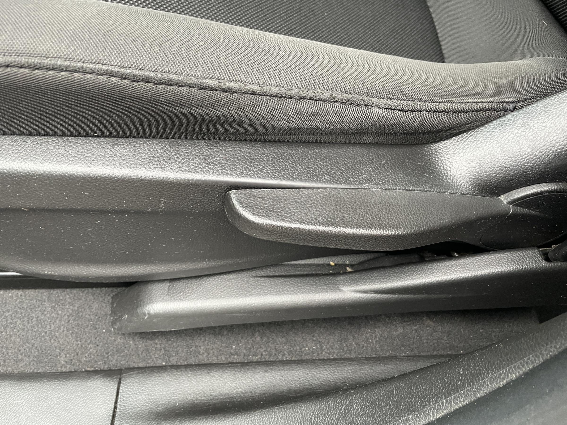 Chevrolet Orlando, 2011 - pohled č. 16