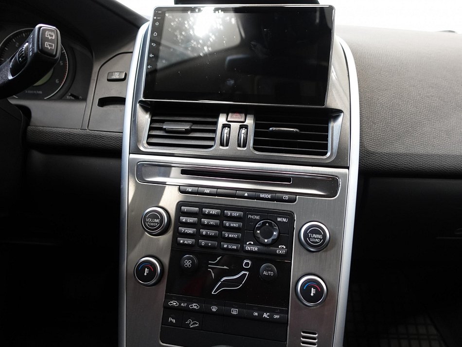 Volvo XC60 2.4 D  4x4