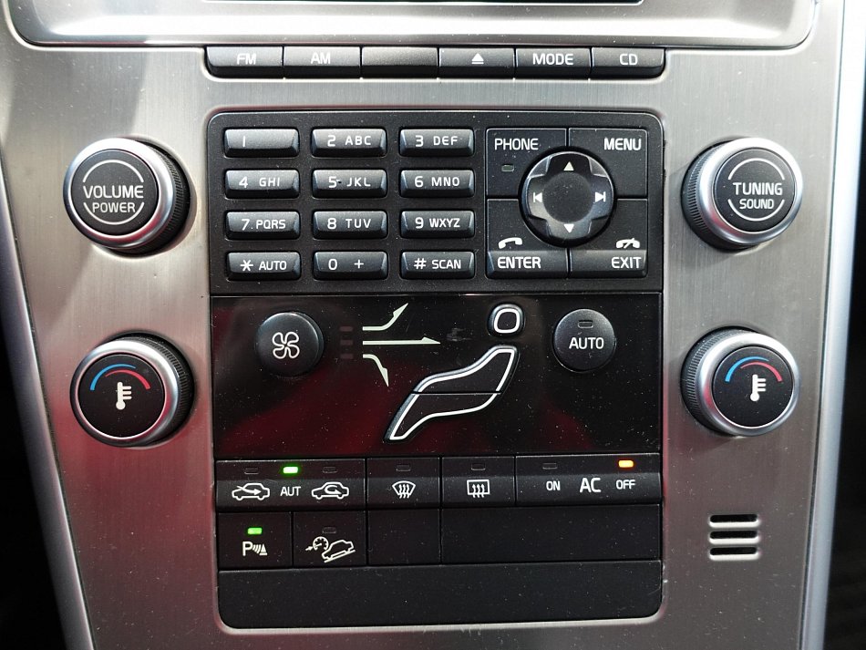 Volvo XC60 2.4 D  4x4