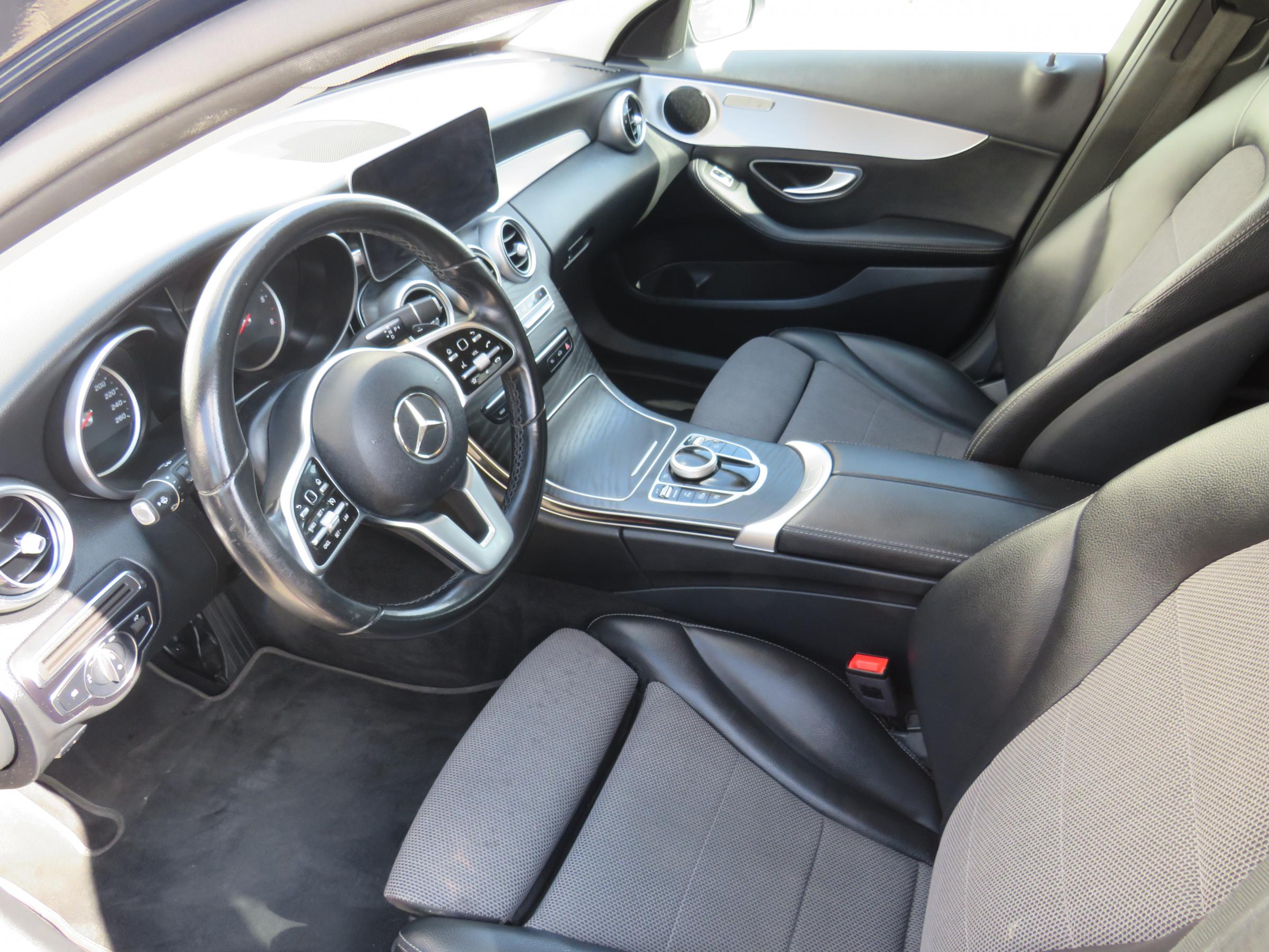 Mercedes-Benz Třída C, 2018 - pohled č. 10