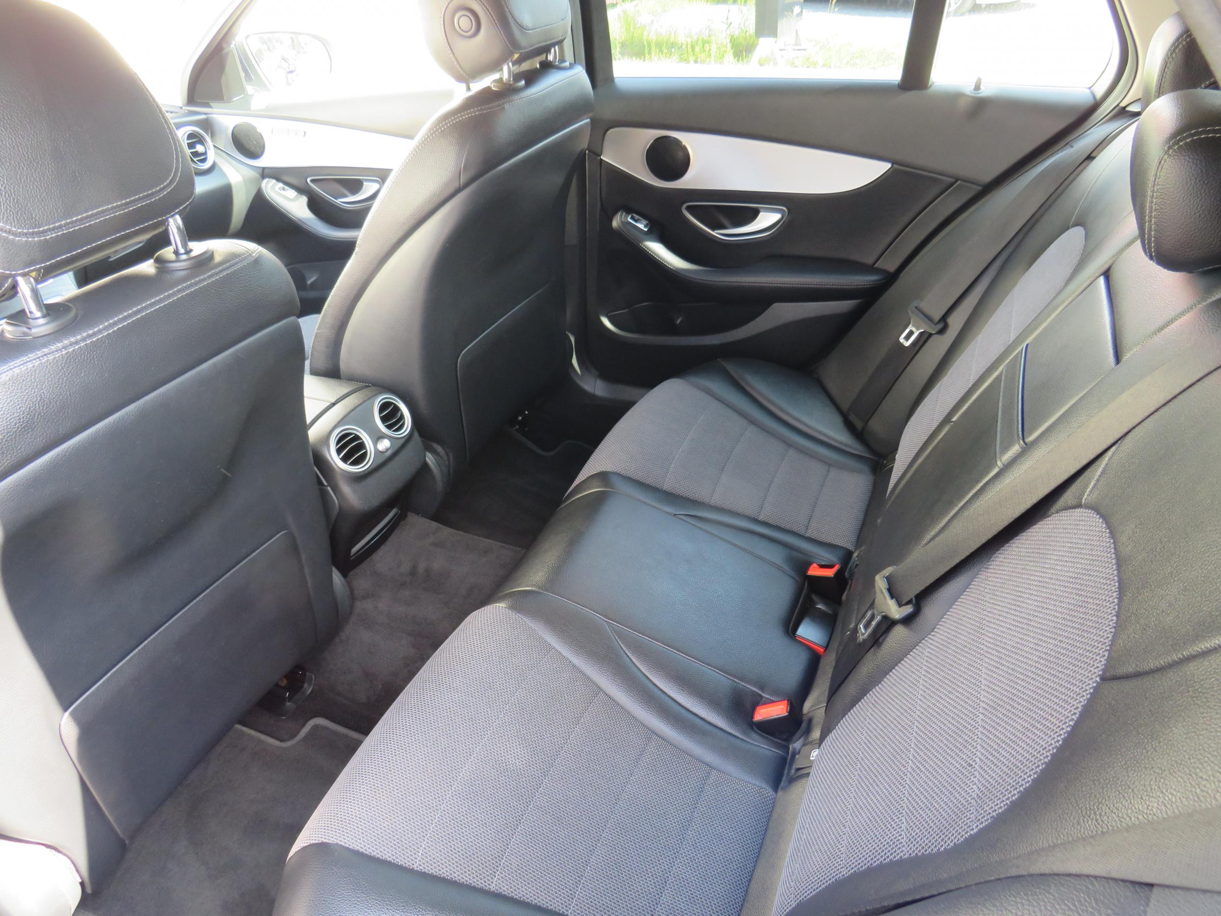 Mercedes-Benz Třída C, 2018 - pohled č. 11