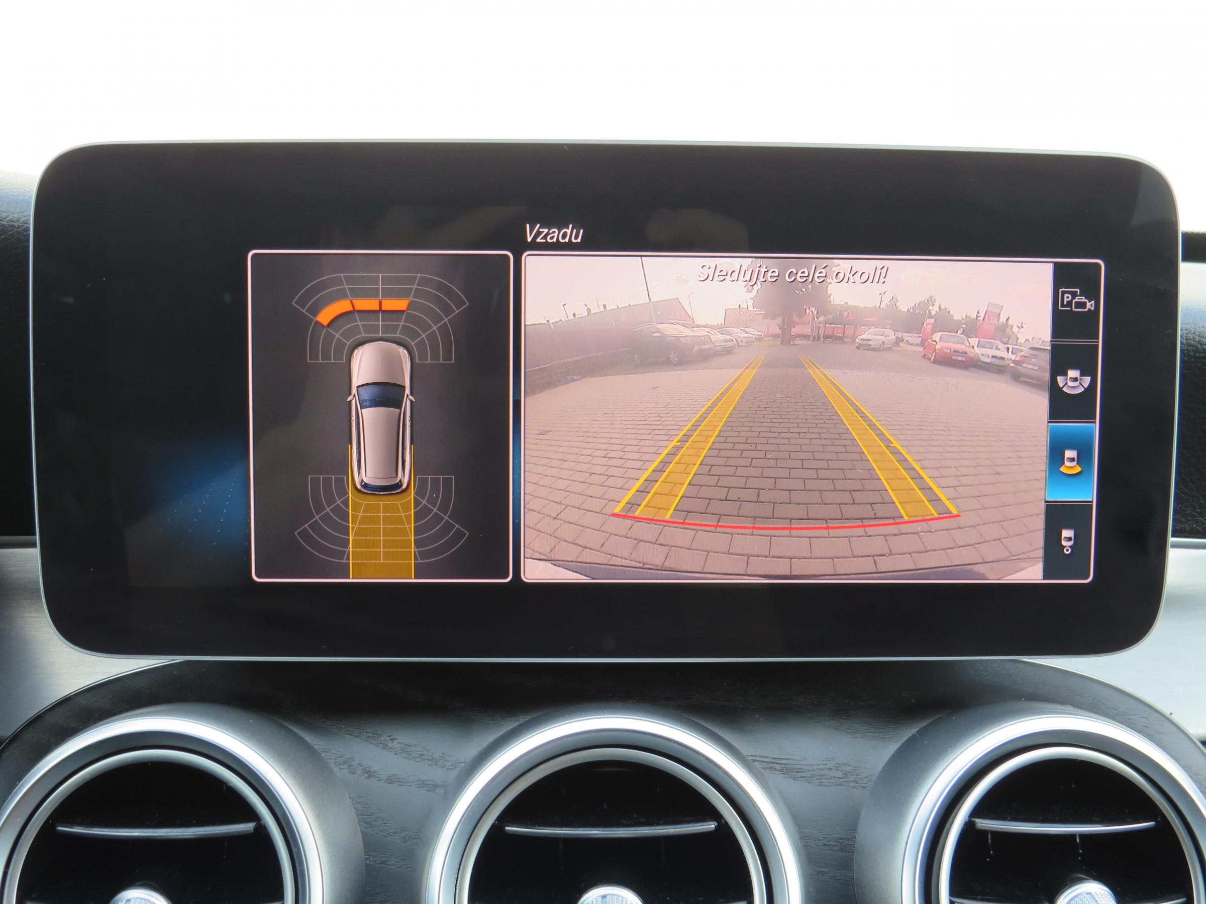 Mercedes-Benz Třída C, 2018 - pohled č. 17