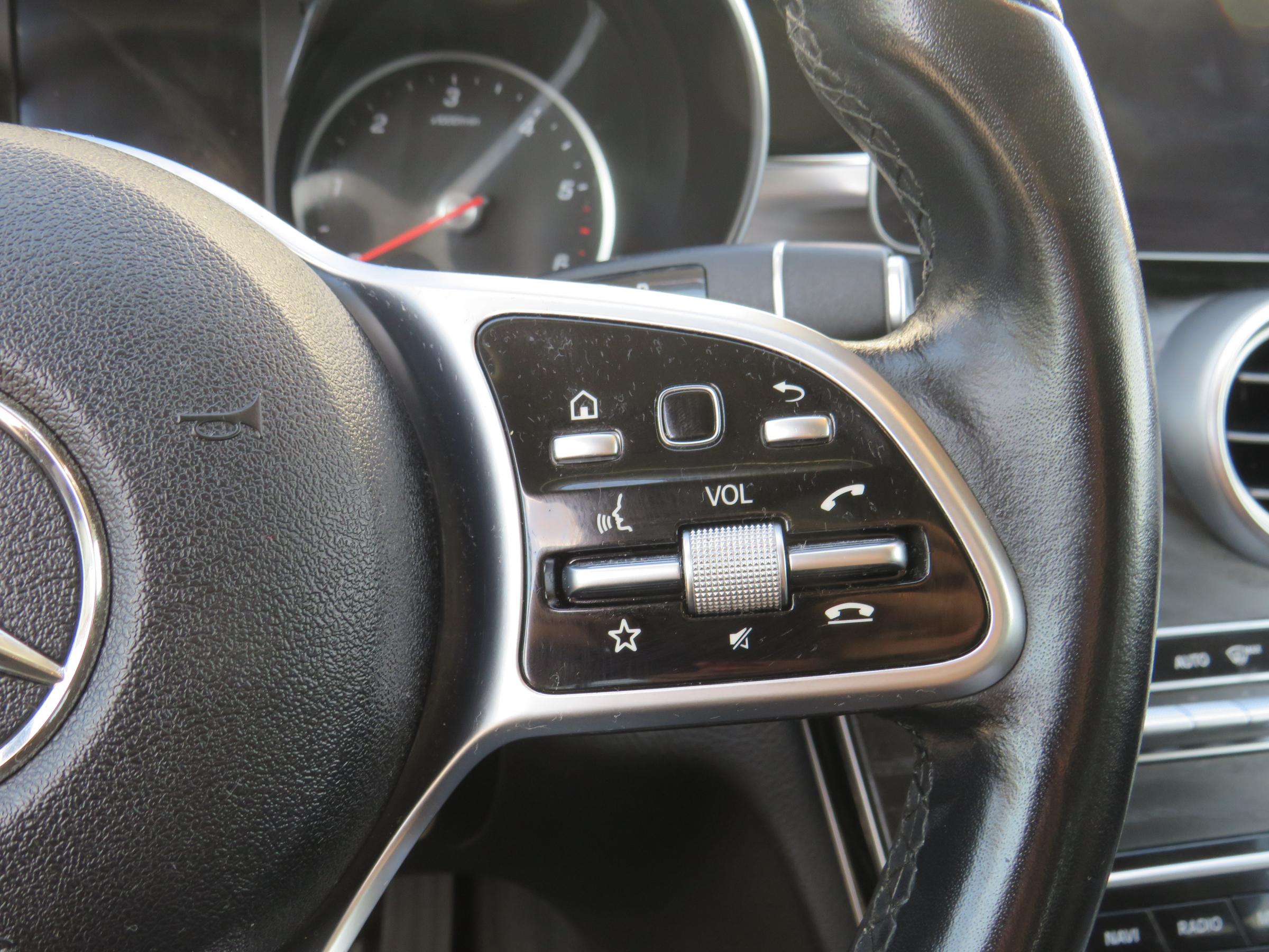 Mercedes-Benz Třída C, 2018 - pohled č. 19