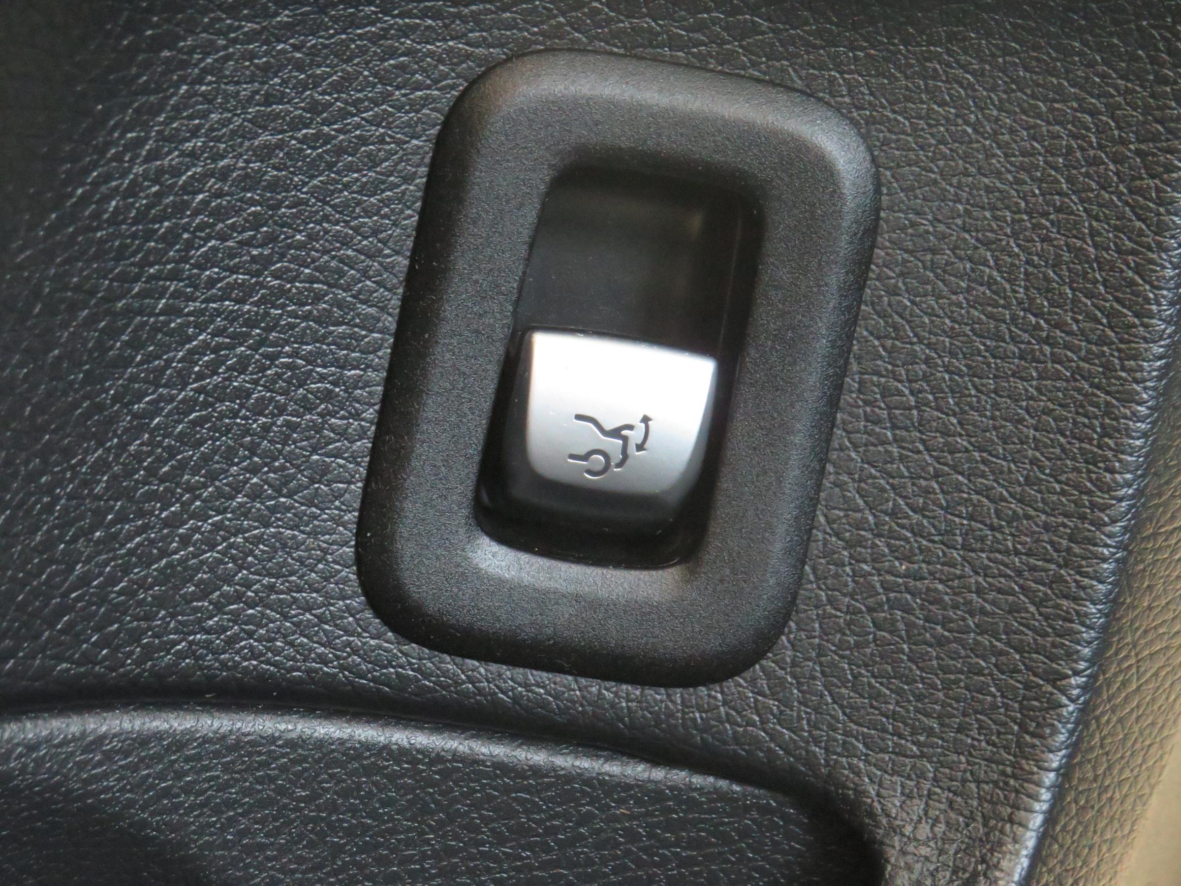 Mercedes-Benz Třída C, 2018 - pohled č. 27