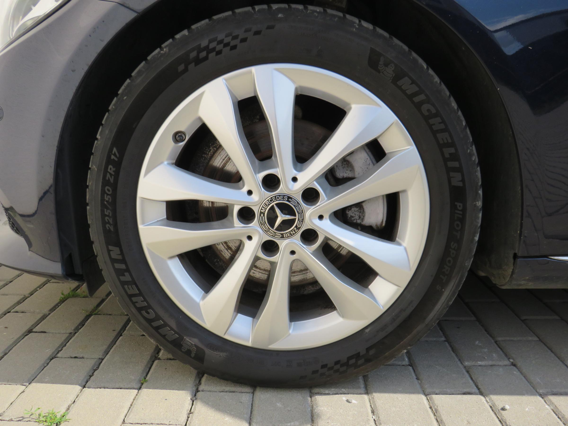 Mercedes-Benz Třída C, 2018 - pohled č. 29