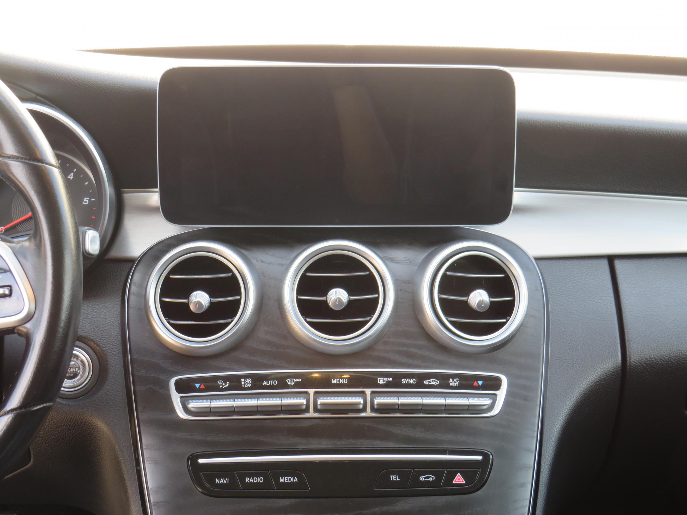 Mercedes-Benz Třída C, 2018 - pohled č. 9