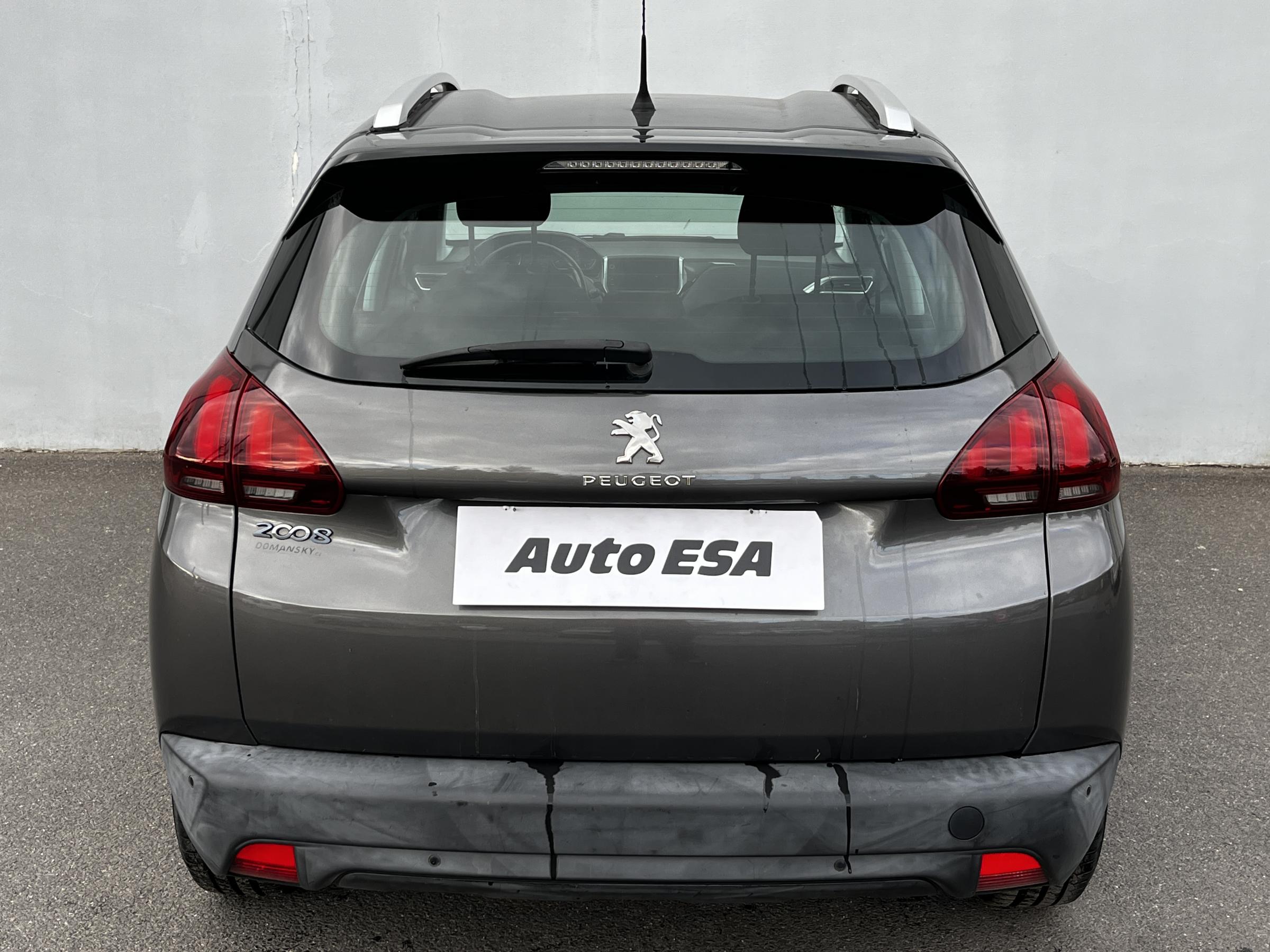 Peugeot 2008, 2018 - pohled č. 5