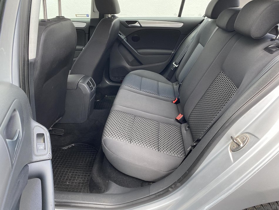 Volkswagen Golf 1.6 TDi Trendline