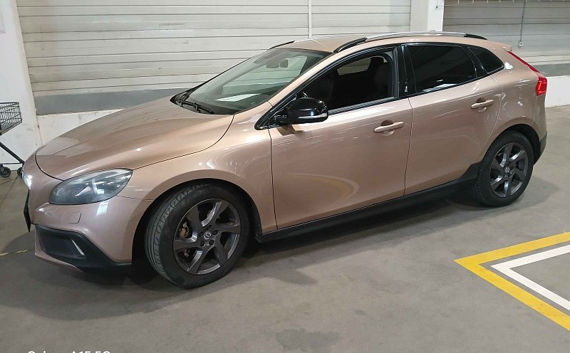 Volvo V40 D2 