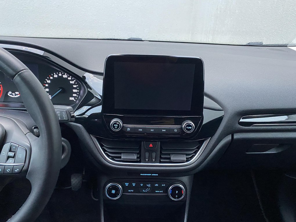 Ford Fiesta 1.1 Ti-VTC Titanium