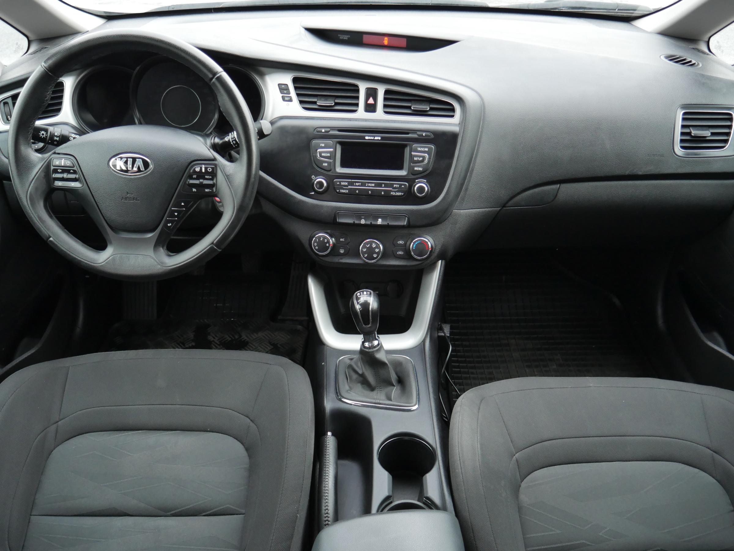 Kia Cee´d, 2015 - pohled č. 8