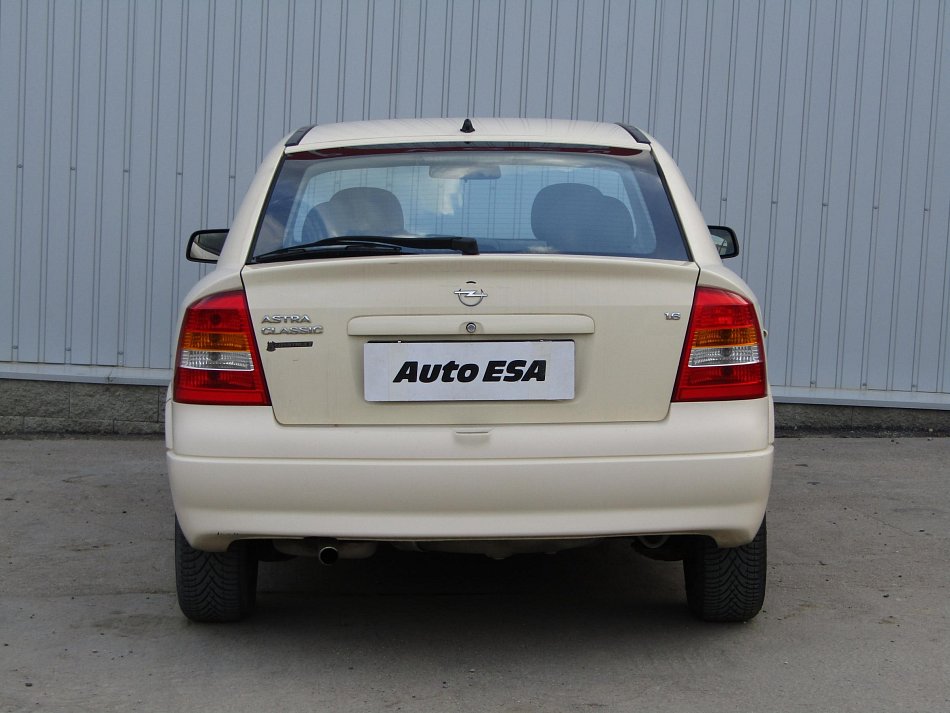 Opel Astra 1.6i 