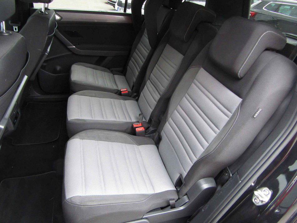 Volkswagen Touran 2.0 TDi Highline R-Line