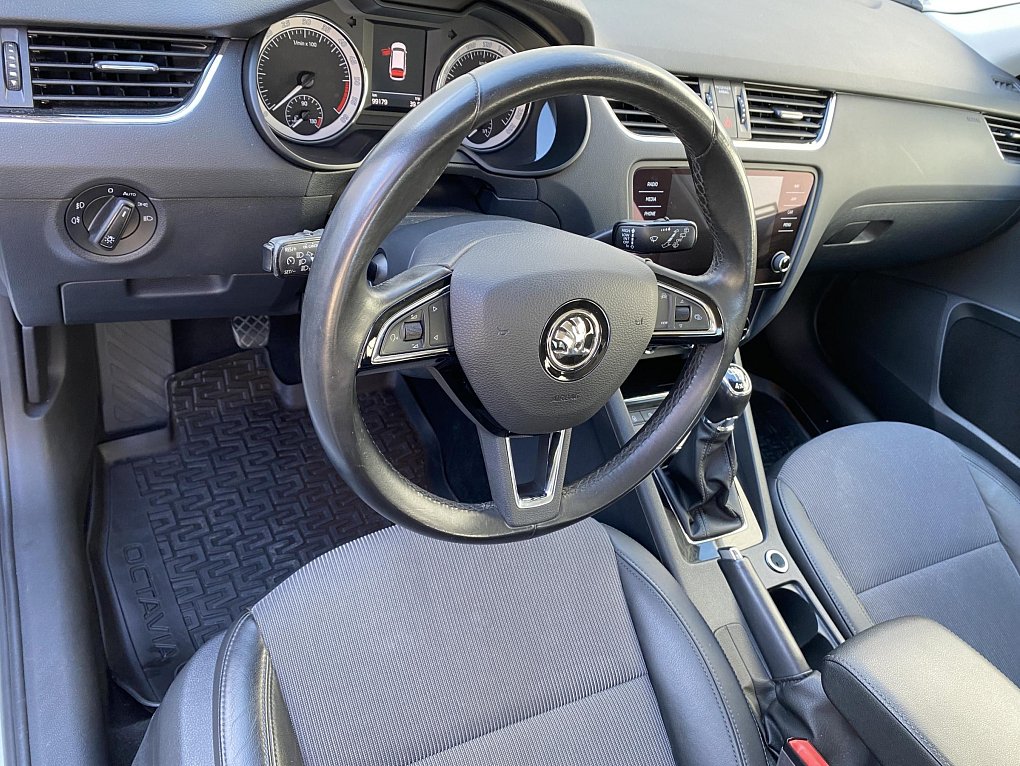 Škoda Octavia III 1.6 TDi Style 4x4