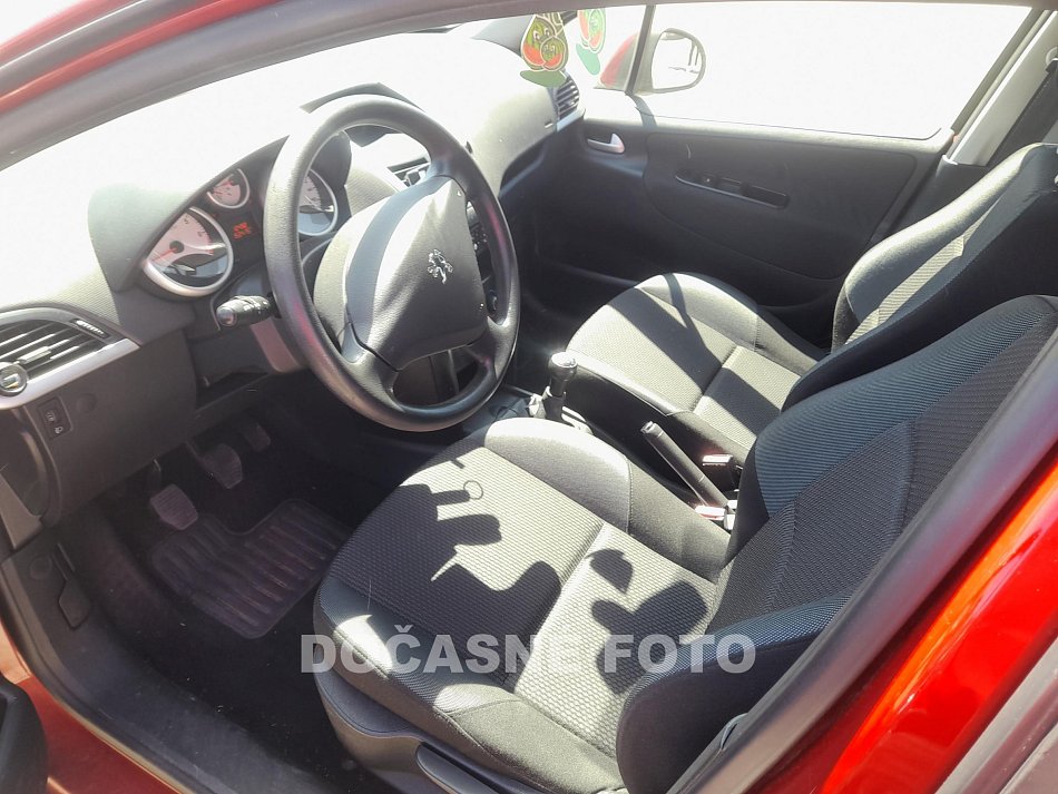 Peugeot 207 1.4i 