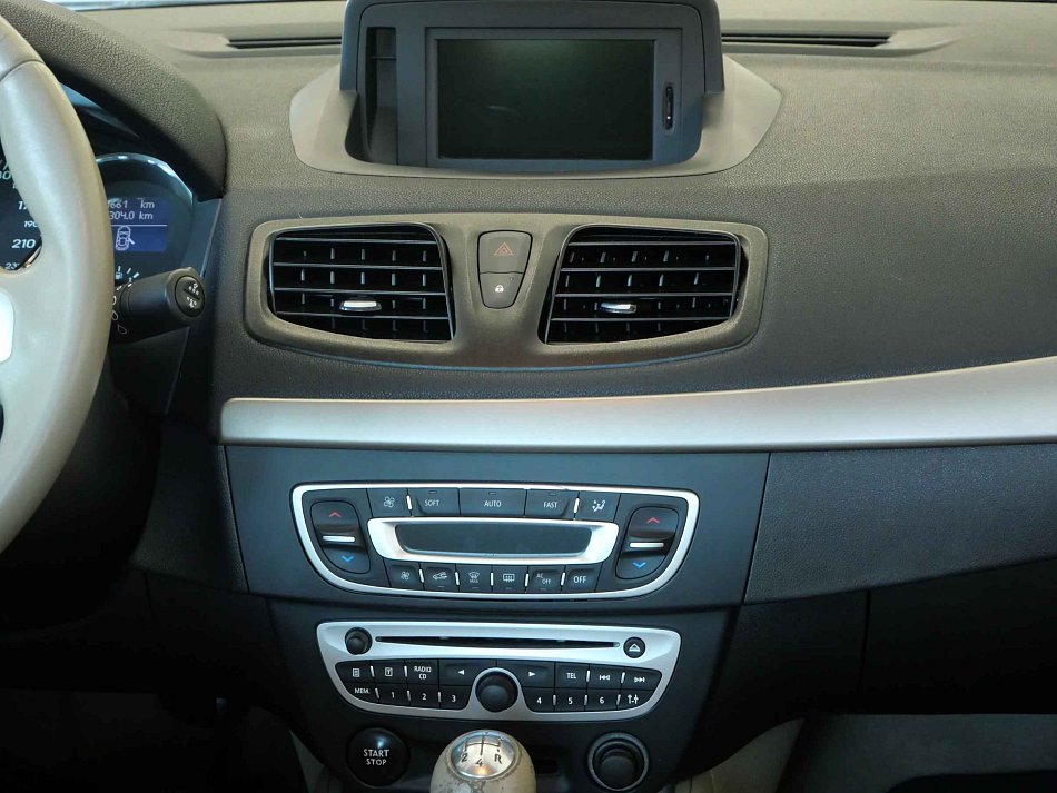 Renault Fluence 1.6i 