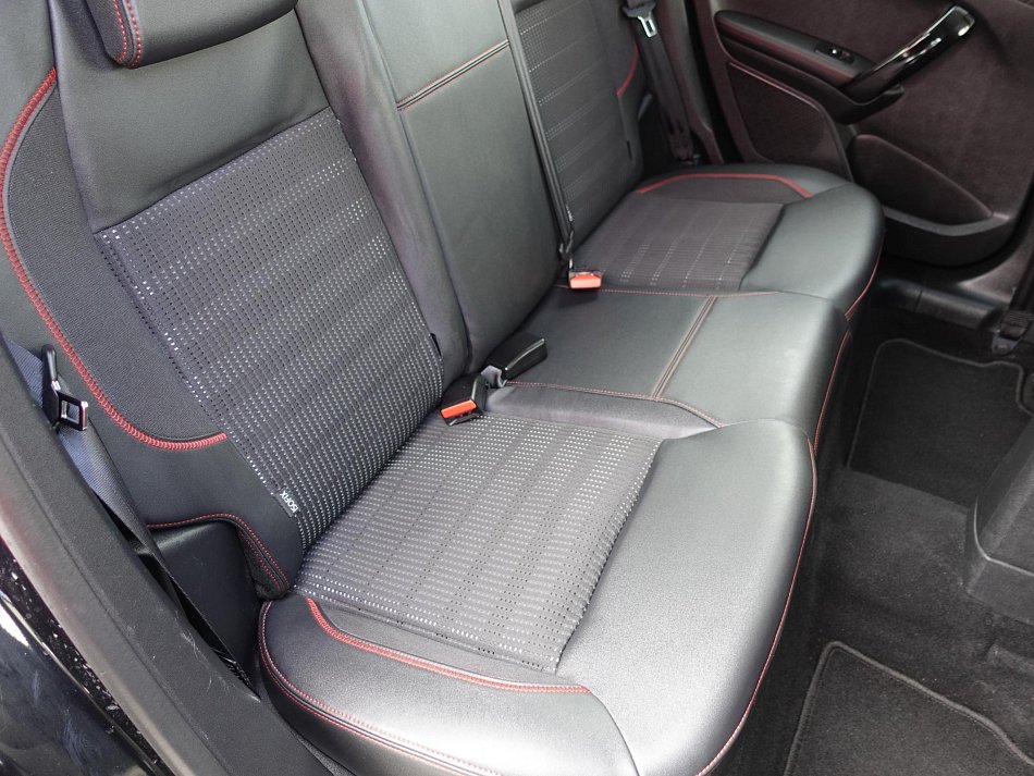 Peugeot 208 1.2PT GT Line